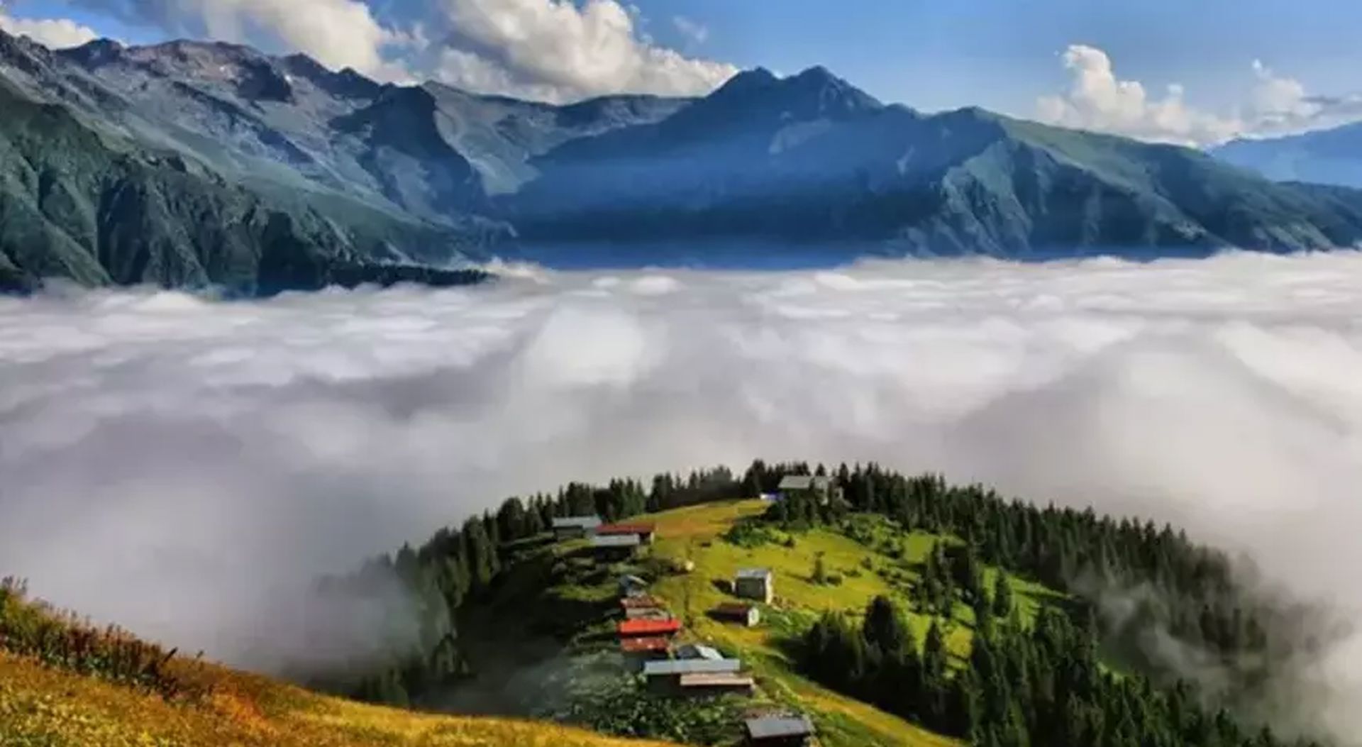 Pokut ve Huser Yaylası Turu - Rize Günübirlik Yayla Turları Karadeniz Doğa Gezisi